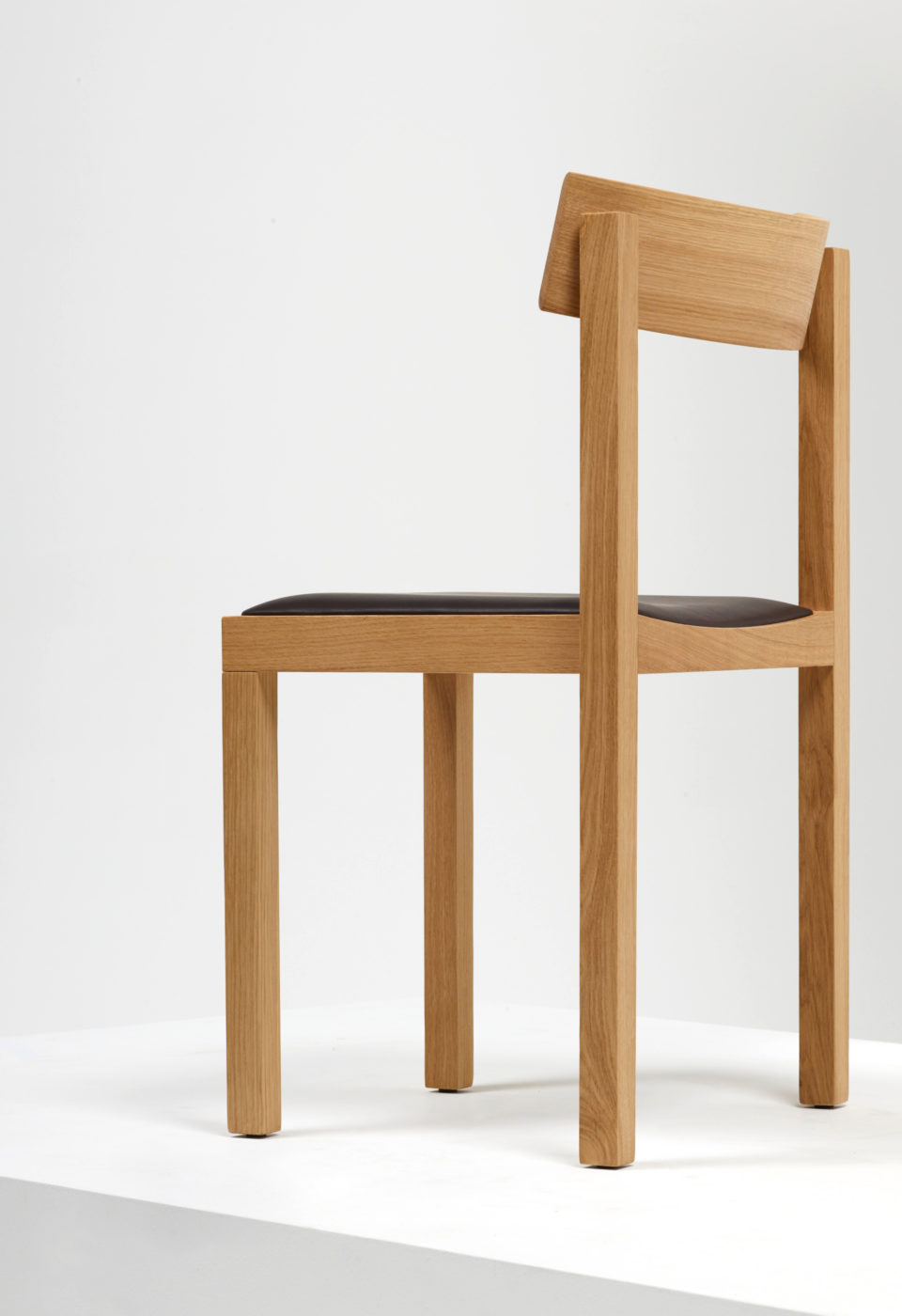 开云（中国） - 坐具|餐椅|办公家具|设计师家具|普里莫餐椅